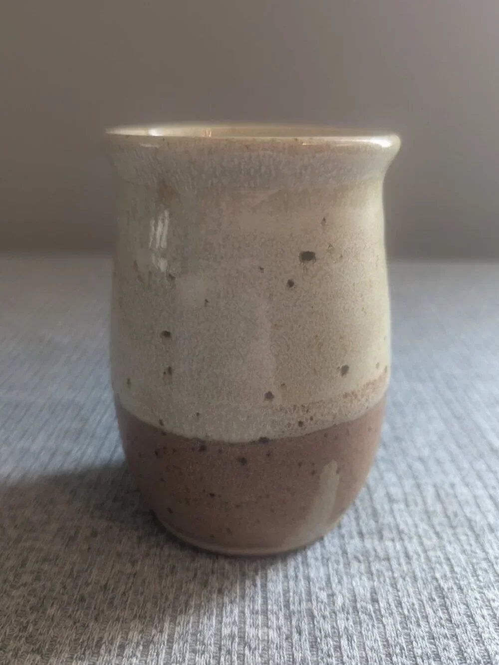 Glazed Speckled Pottery Leaf Cup with 3D Leaf Design, EUC - Picture 2 of 4
